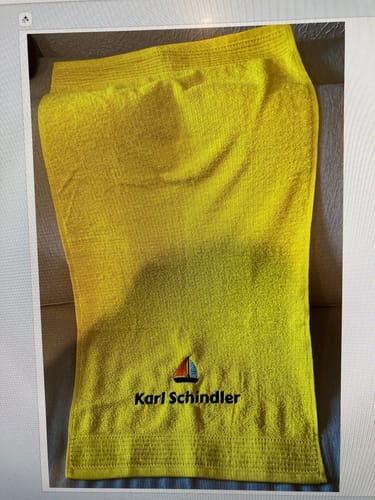 Customer photo review of Personalisiertes Handtuch mit Namen für Erwachsene bestickt