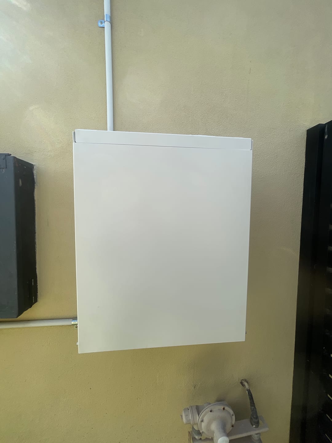 Customer photo review of Solar Inverter Cover