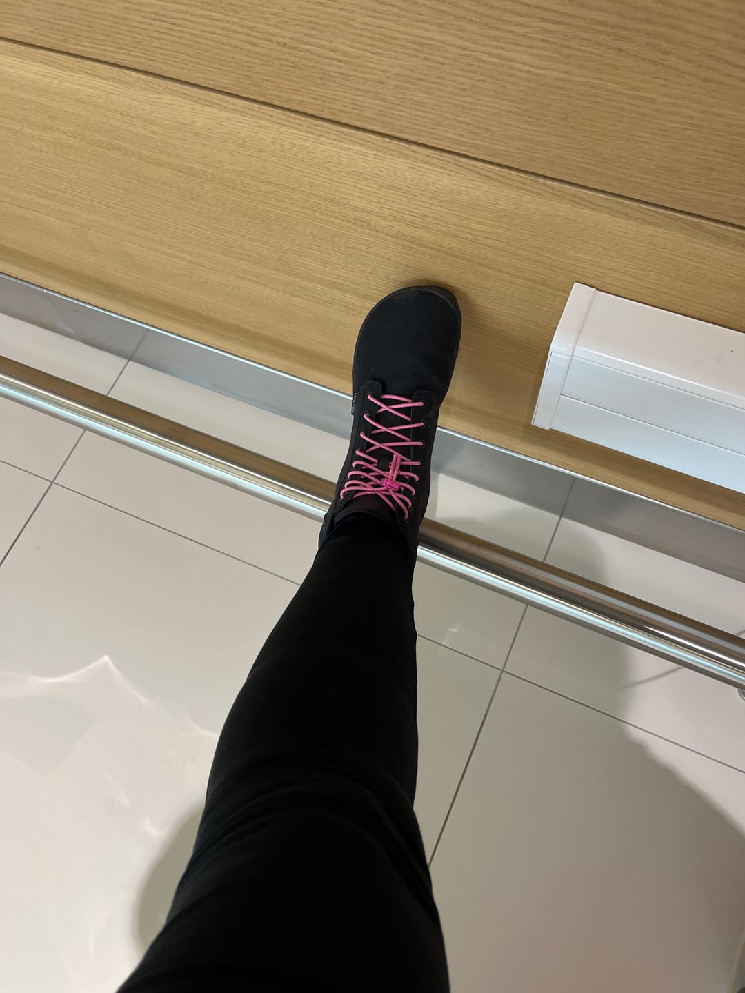 Customer photo review of Vaistoa Hurmos -paljasjalkamaiharit