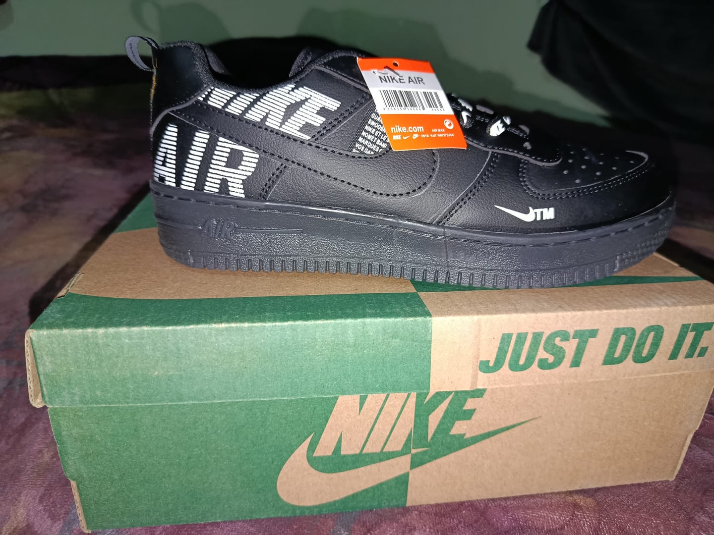 Customer photo review of Tenis 275 Negro Total