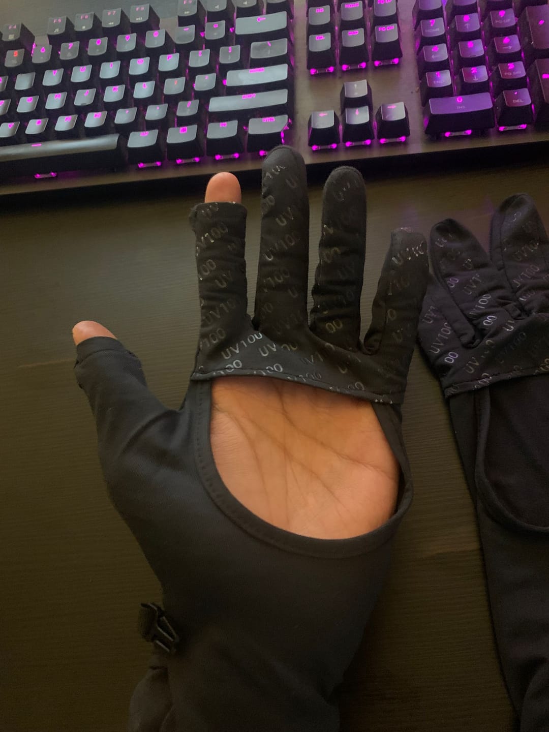 Customer photo review of Apex Palmless Gloves Women UPF50+