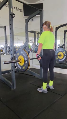 Customer photo review of UNITY V-Shape Scrunch Leggings - Deep Black