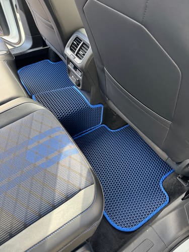 Customer photo review of Kofferraumwanne nach Maß