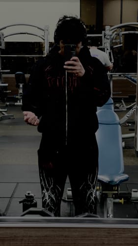 Customer photo review of Deathkeeper Oversized Zip-up Hoodie [INFERNO]