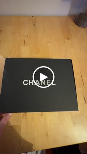Customer video review of Medium Classic Flap Bag 23cm Blue Sky Caviar Gold Hardware