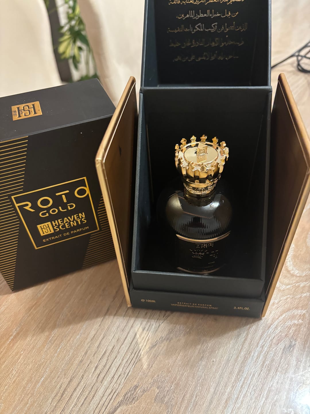 Customer photo review of Taj Perfume & Roto Perfume Bundle