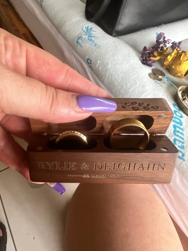 Customer photo review of 18k Gold Polished Ring