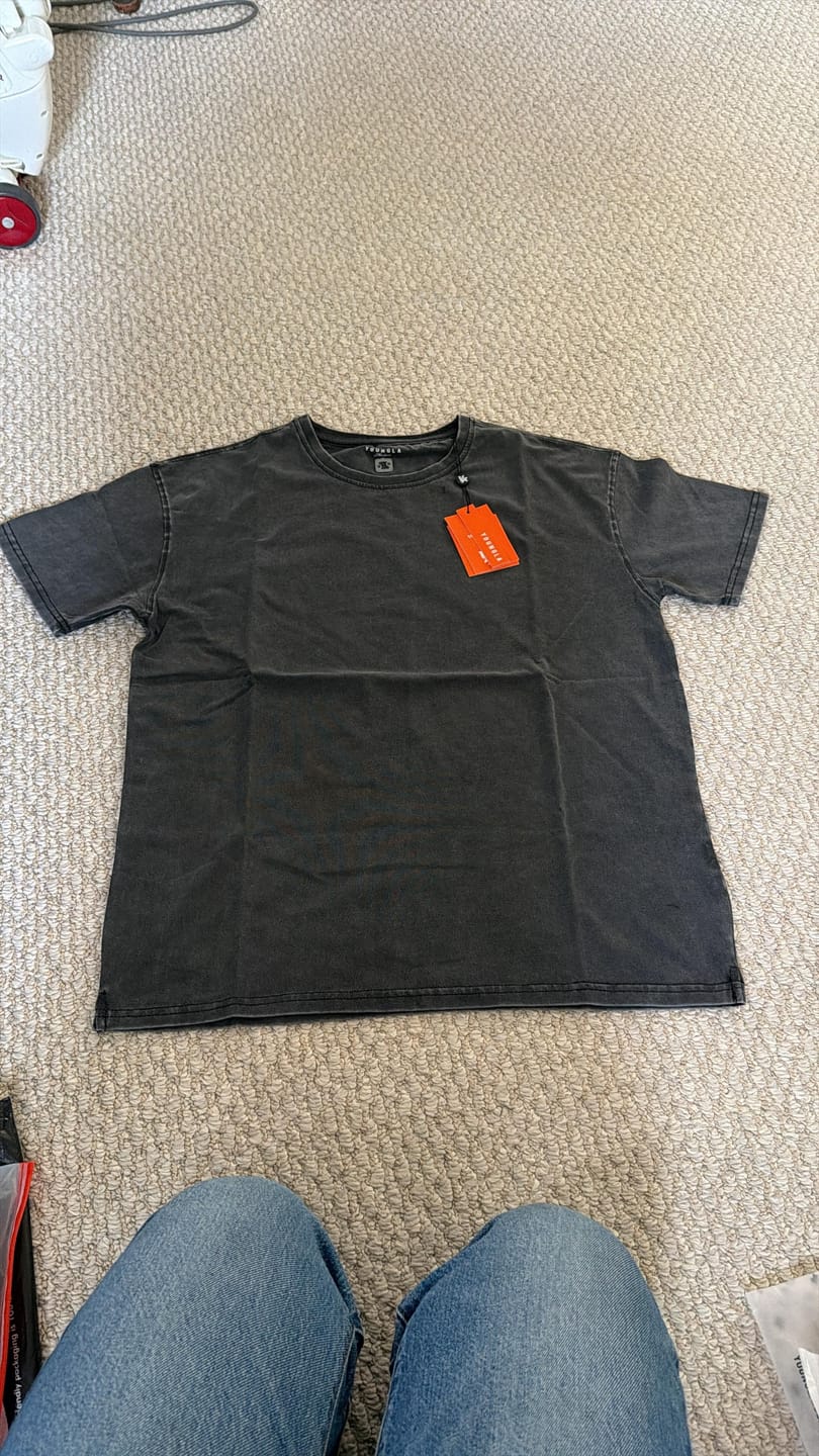 Customer photo review of 4148 - Elevated Essentials - Fitted Tee