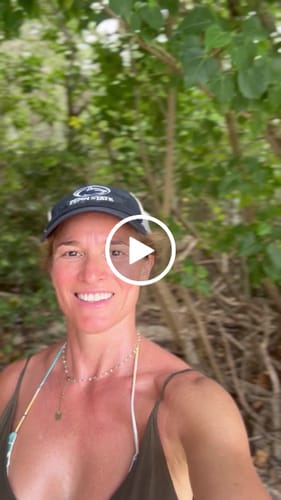 Customer video review of Besque® Magic Body Oil - 100ml