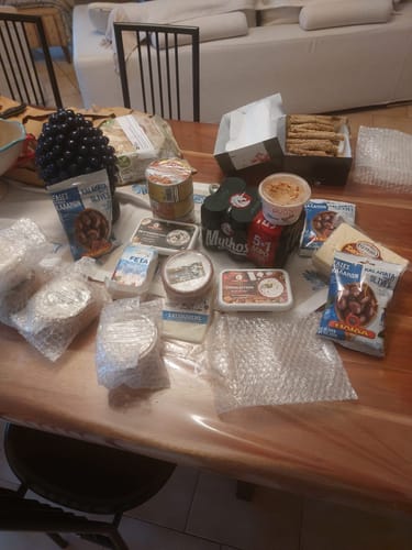 Customer photo review of Traditional Greek Goat Yogurt in Clay Pot – Naturally Thick & Protein-Rich (3×240g)