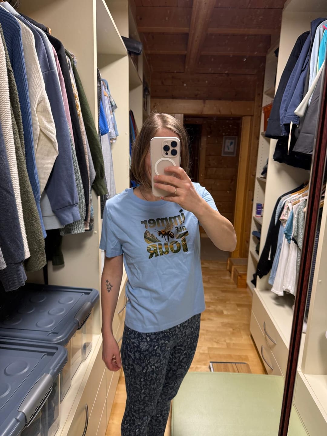 Customer photo review of immer auf Tour | Damen Shirt