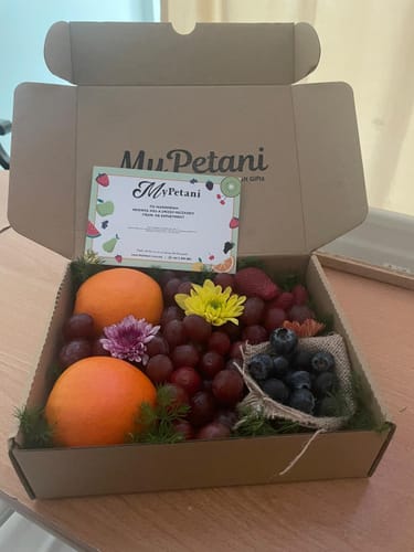 Customer photo review of Kinabalu Radiance Fruit Box (S)