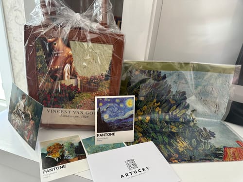 Customer photo review of Van Gogh Landscape Fular