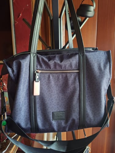 Reseña con foto de un cliente sobre Cartera De Hombro Notebook Office