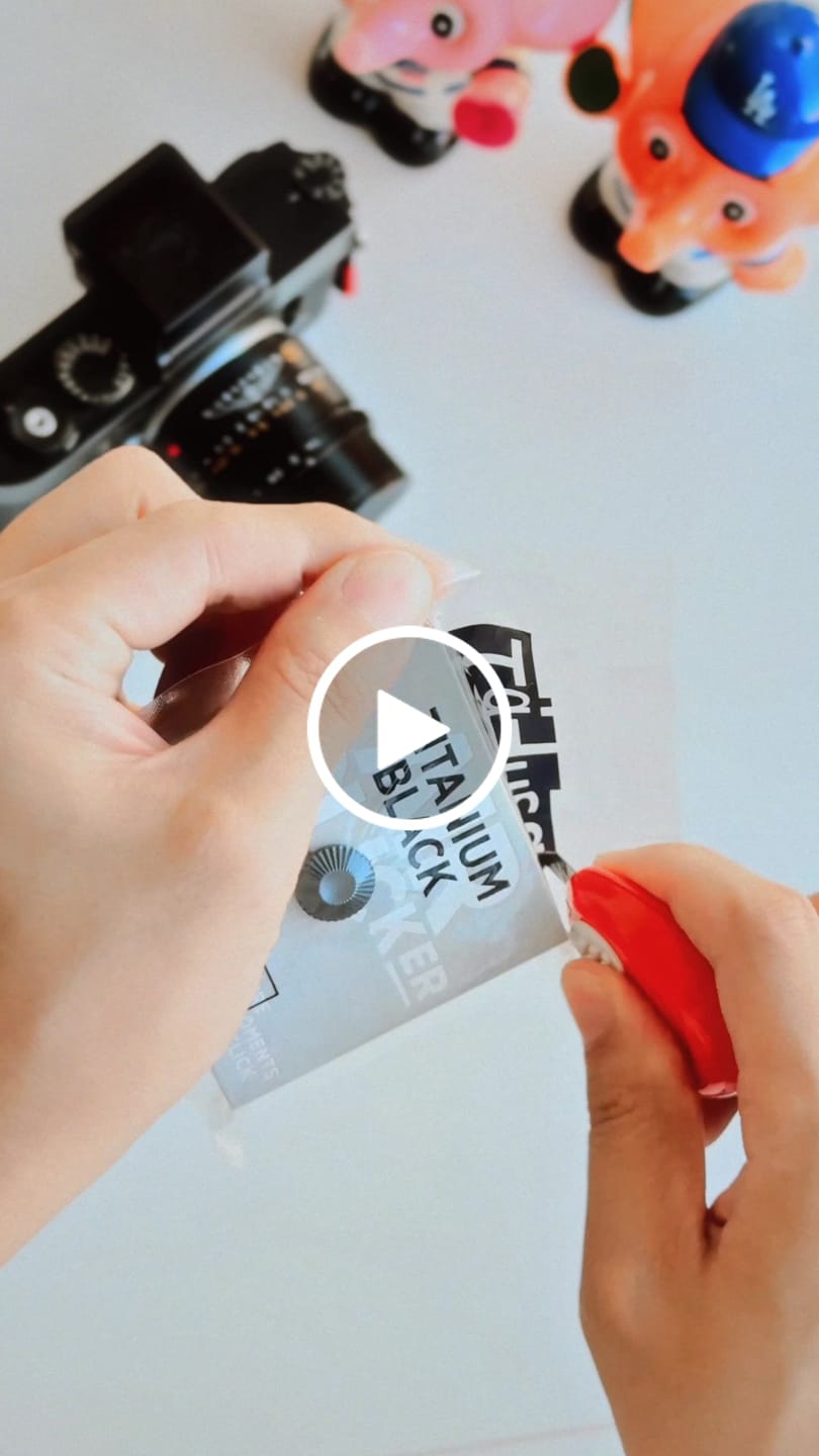 Customer video review of Air Clicker – Soft Release Button (Titanium Black Matte)