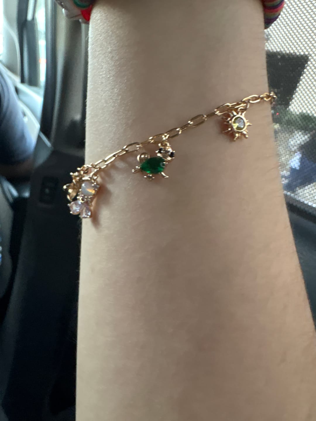 Customer photo review of Pulsera Princesas Disney