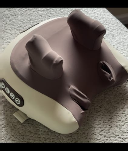 Customer photo review of HiZoo - Pillow Neck & Shoulder Massager