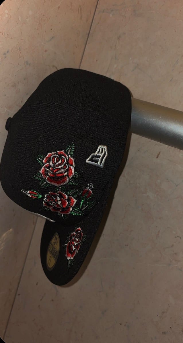 Customer photo review of CW - LA ROSES CUSTOM BLACK