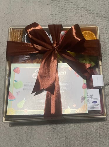 Customer photo review of Ferrero Rocher (5 pieces)