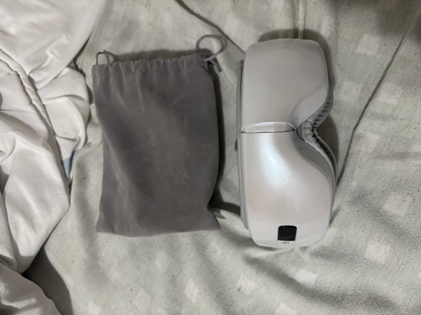 Customer photo review of NivaEye Massager