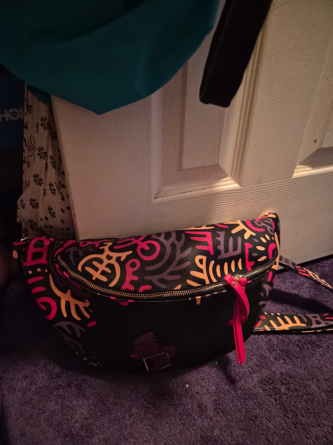 Customer photo review of Harlem Sling Bag