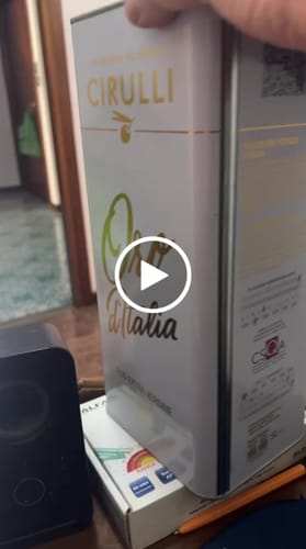Customer video review of 1 lattina di olio extravergine di oliva • 5 Litri