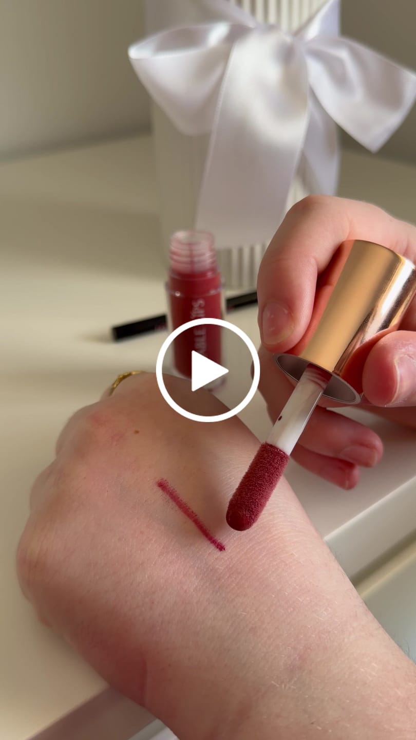 Customer video review of Mystic Magic Lip Gloss