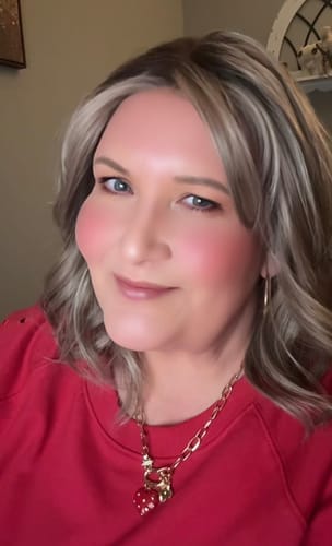 Customer photo review of ICONIC MEMORY - Legacy Blonde