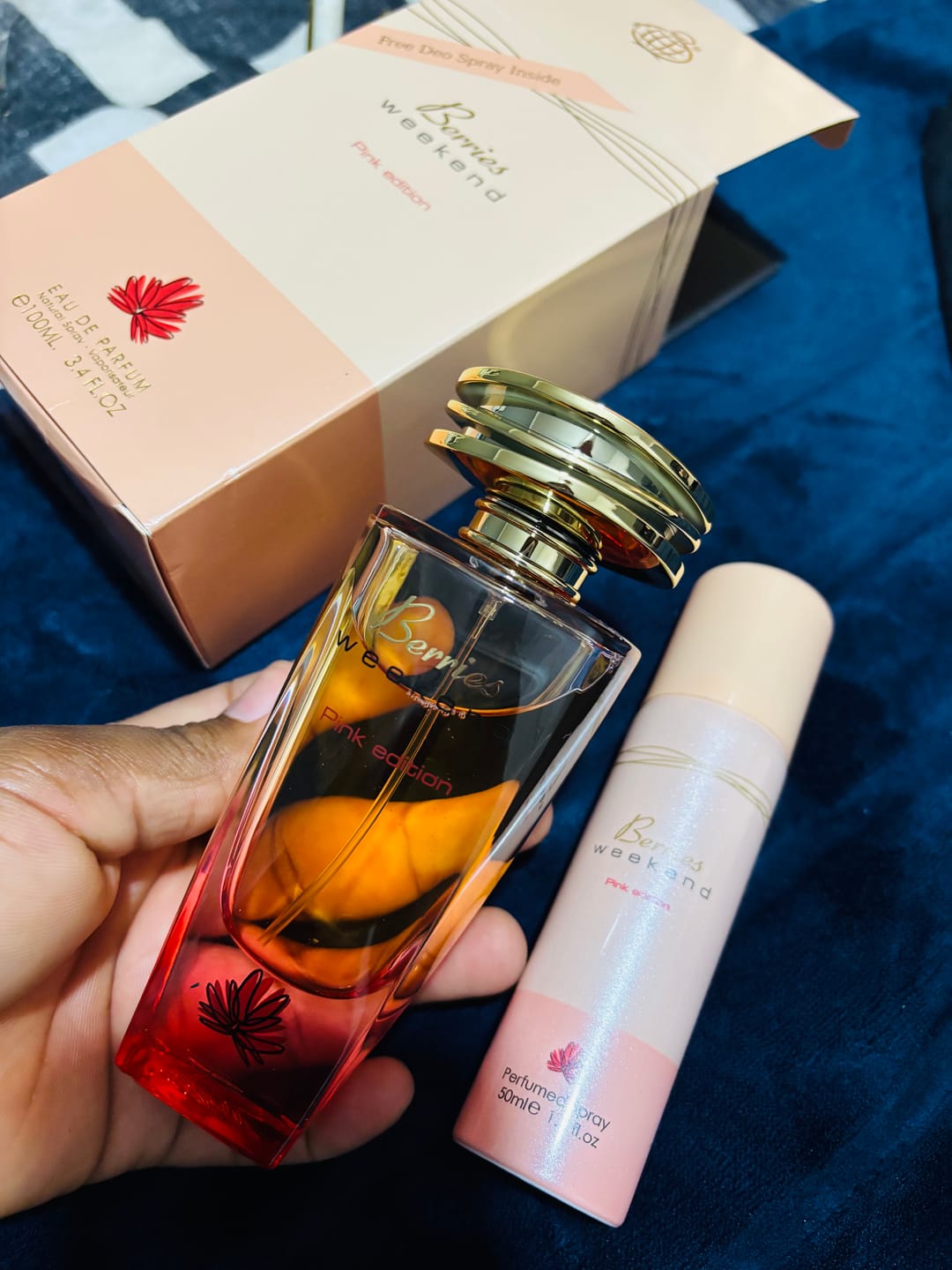 Customer photo review of Berries Weekend pink edition 100ml