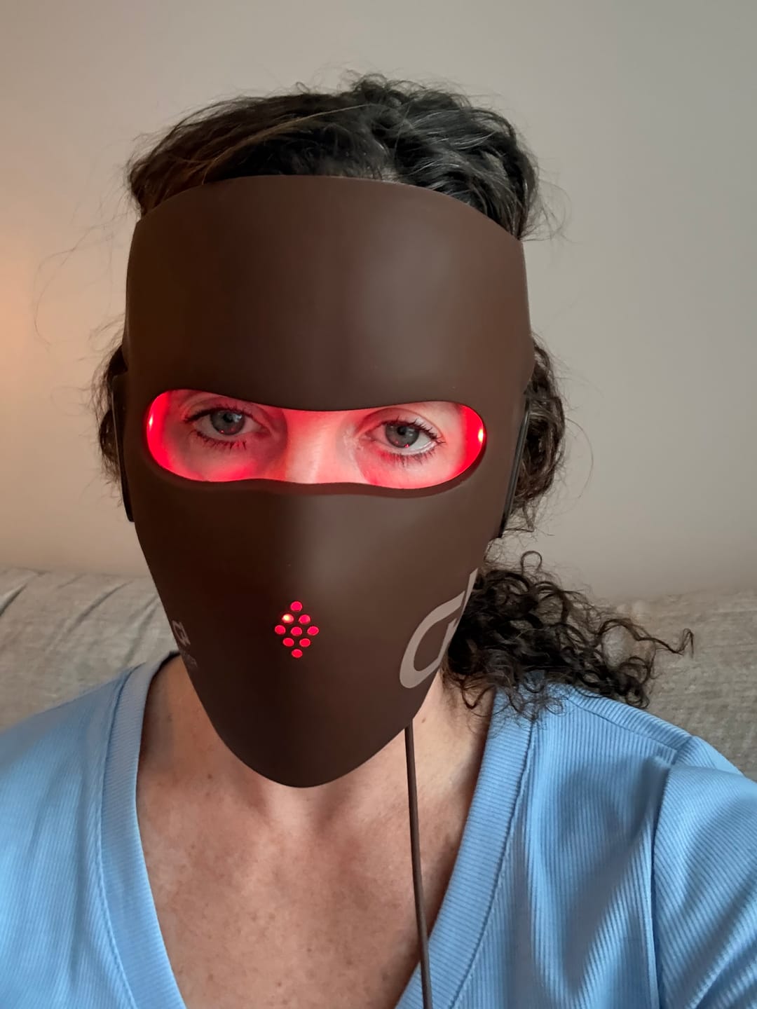 Customer photo review of JOVS 4D Laser Light Therapy Mask