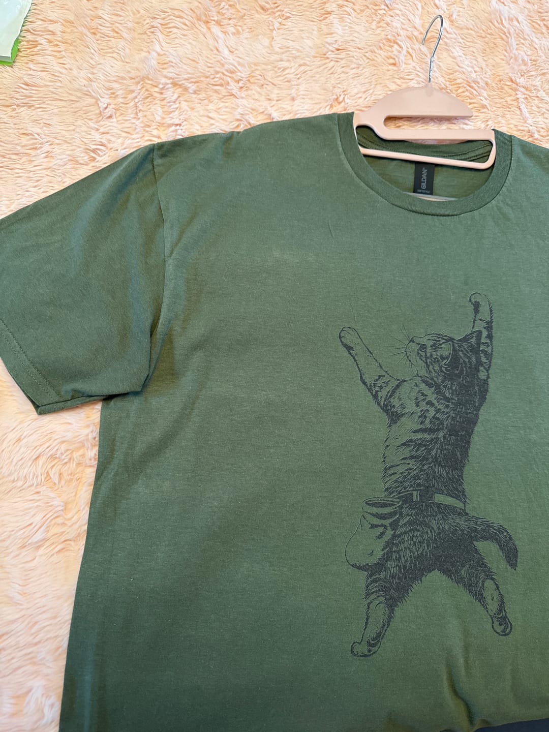 Customer photo review of Cat Static Climb Tee
