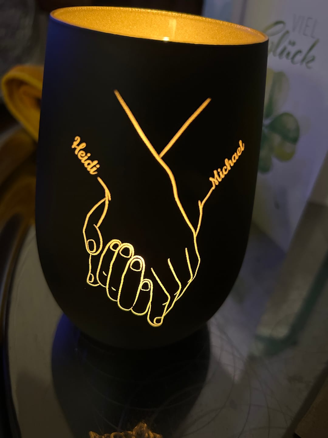 Customer photo review of Hand in Hand - Personalisiertes Windlicht