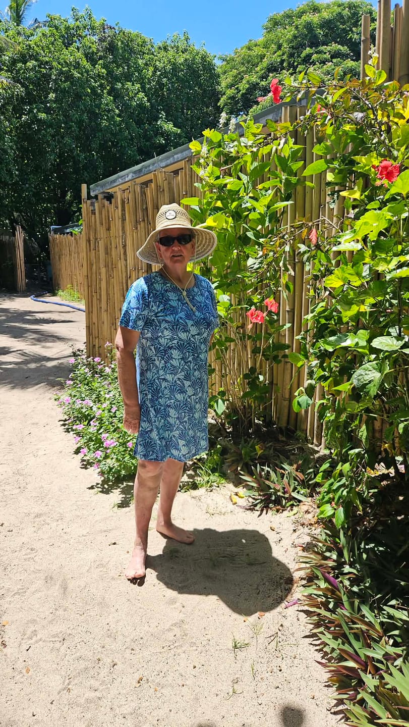 Customer photo review of Shell Cotton Short Sleeve Dress