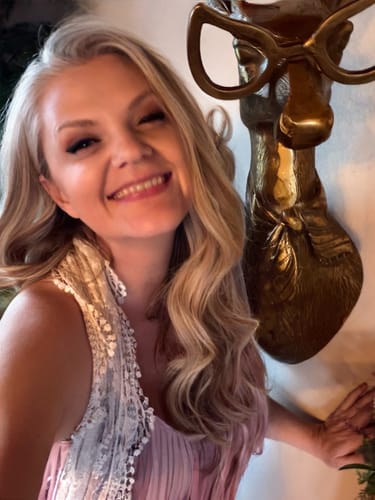 Customer photo review of [Pre-Sale] Butterfly Weft Extensions Virgin Human Hair Balayage Cool Ash Blonde #8/8/613