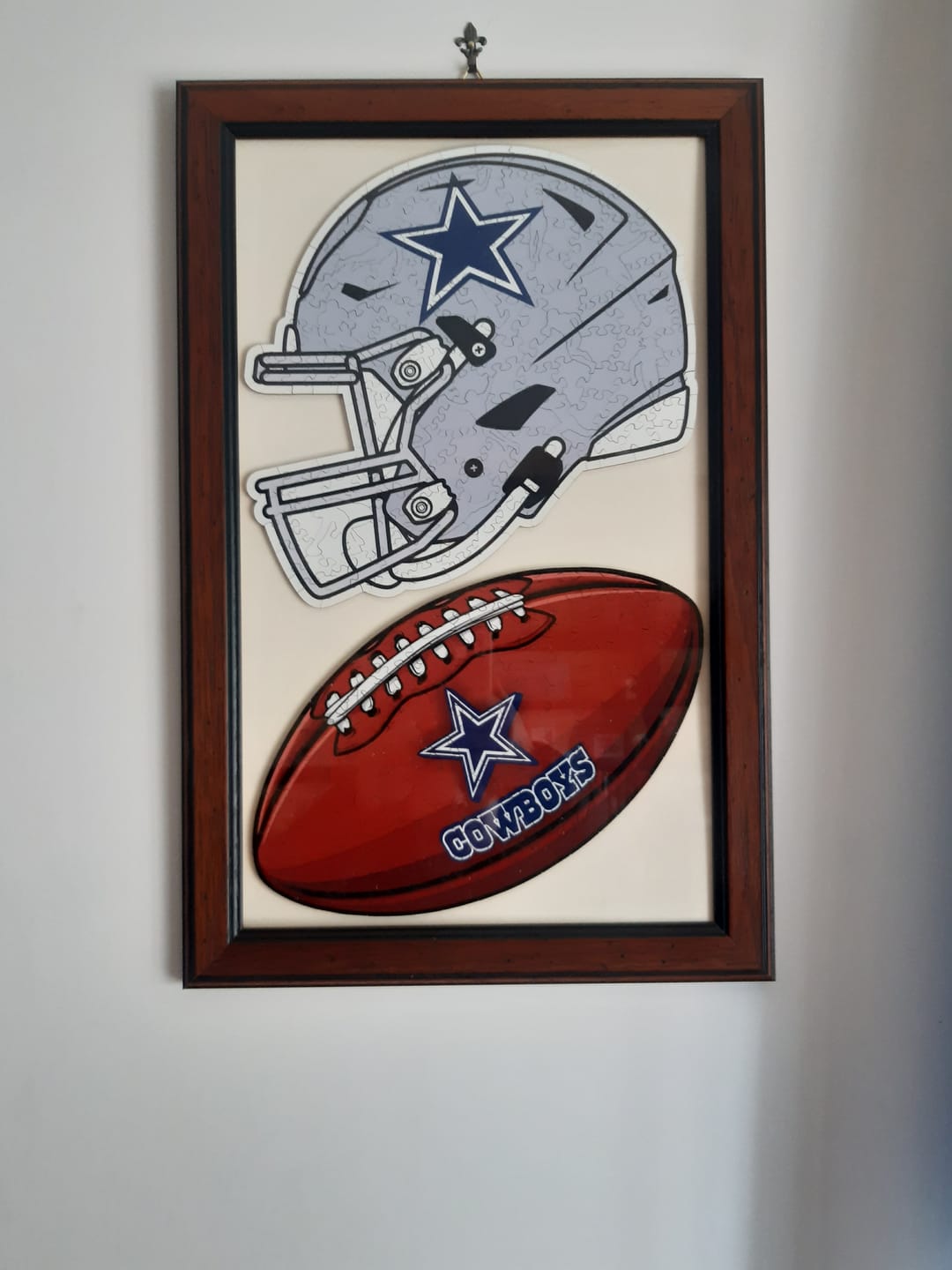 Customer photo review of Casco Dallas Cowboys™ - Puzzle di Legno