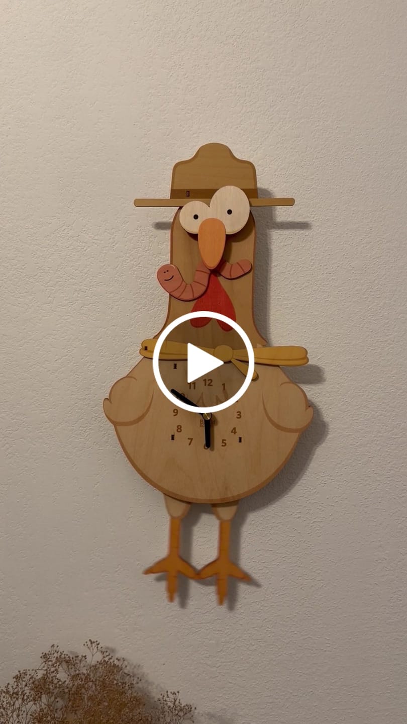 Customer video review of Betty the Chicken Pendulum Clock