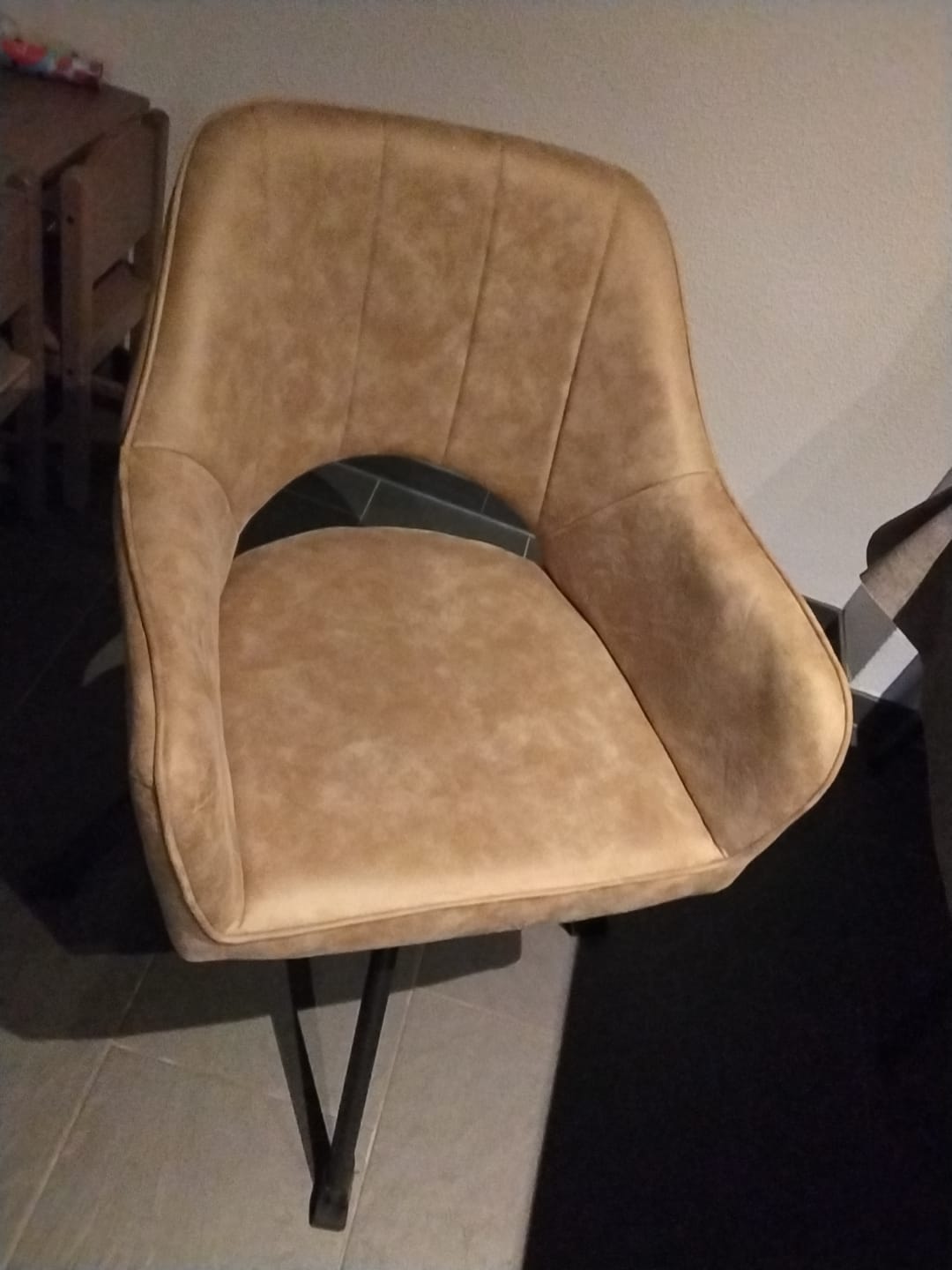 Customer photo review of Tenno draaibare stoel - Taupe
