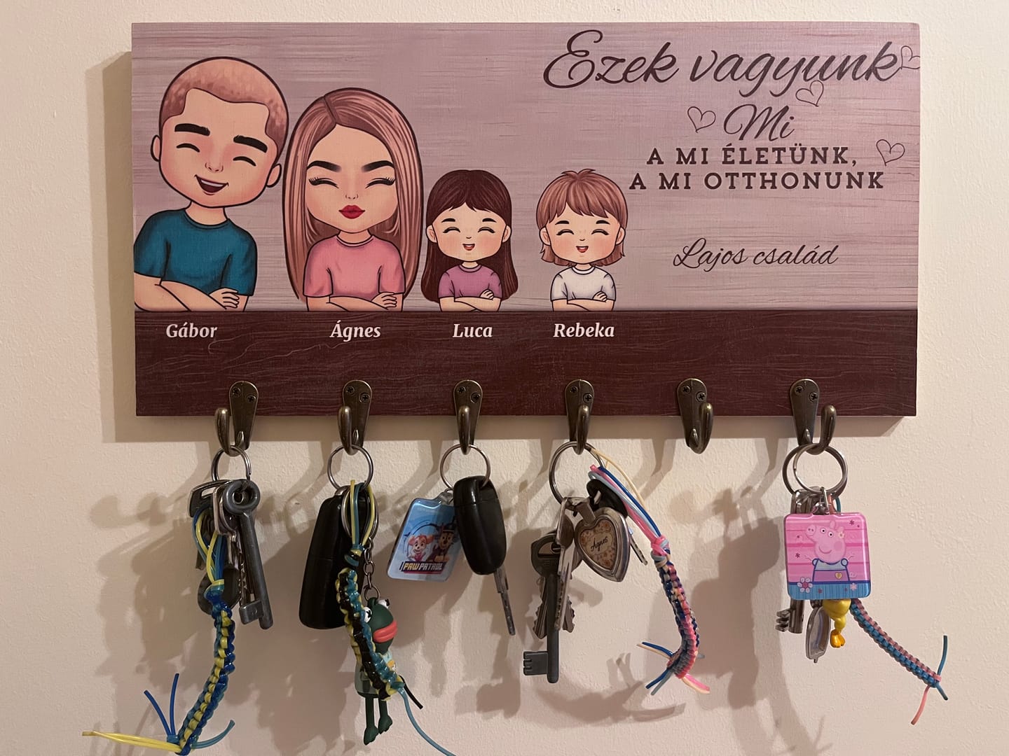 Customer photo review of Szívből Faragva ™ - Személyre Szabott Fa Kulcstartó
