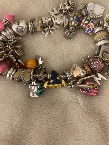 Customer photo review of Charm Gorrito