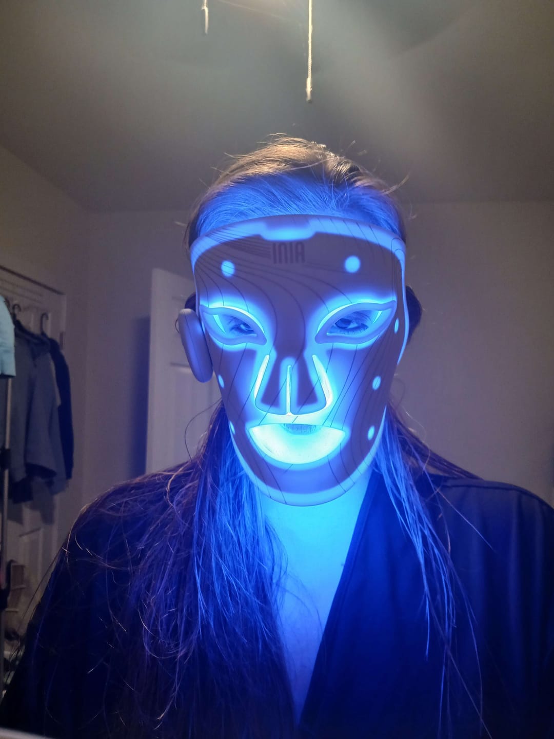 Customer photo review of INIA GLOW Wireless Red Light Therapy Mask