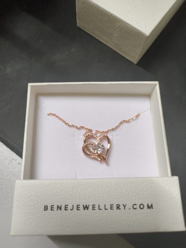 Customer photo review of Lara Heart Necklace
