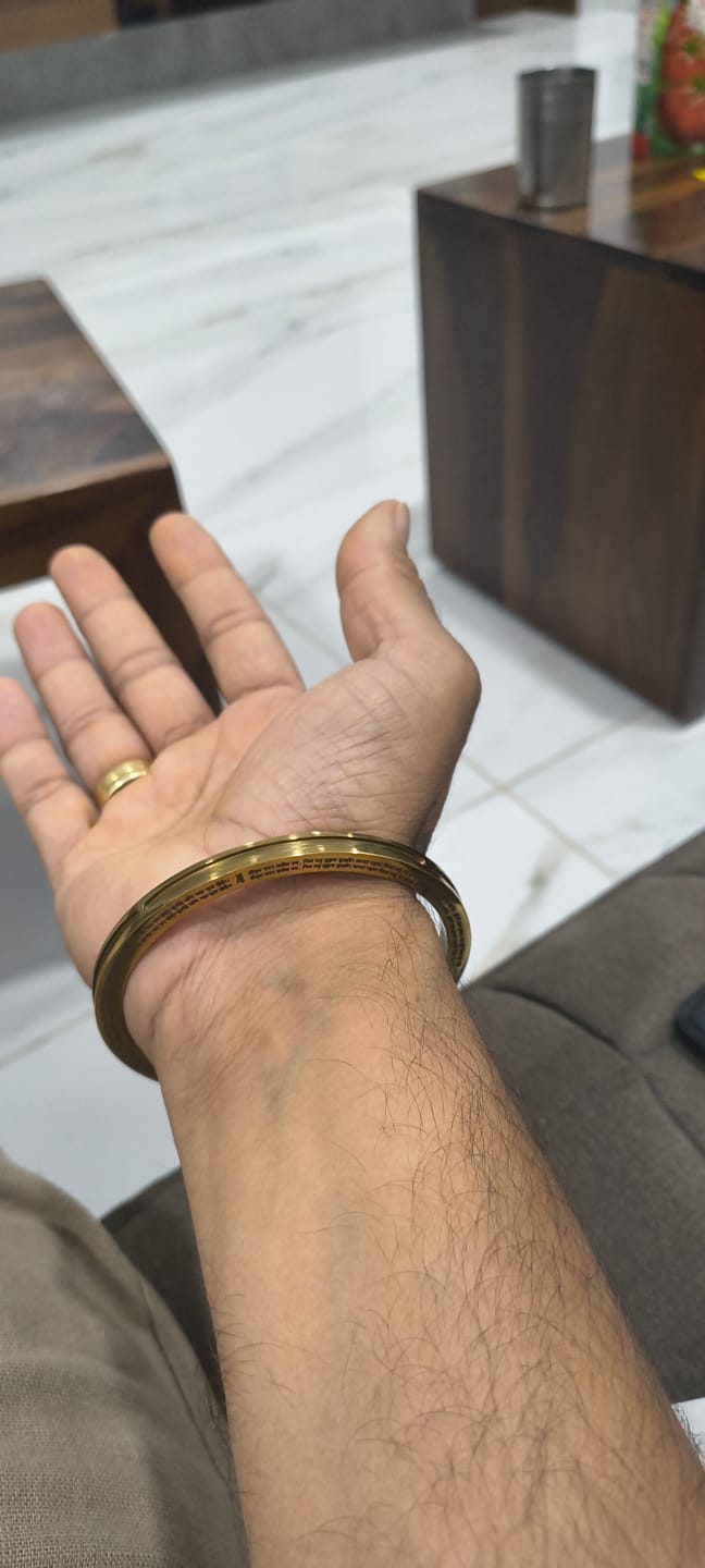 Customer photo review of Hanuman Chalisa Shakti Kada