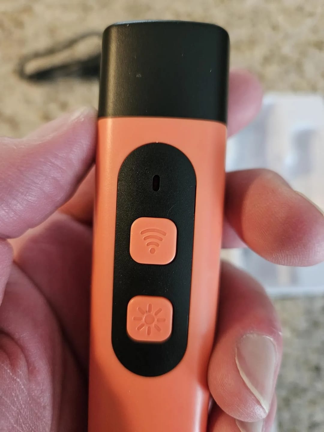 Customer photo review of SilentPaw Pro™ | Ultraschall Anti-Bell-Trainer für Hunde – Sanft & Effektiv