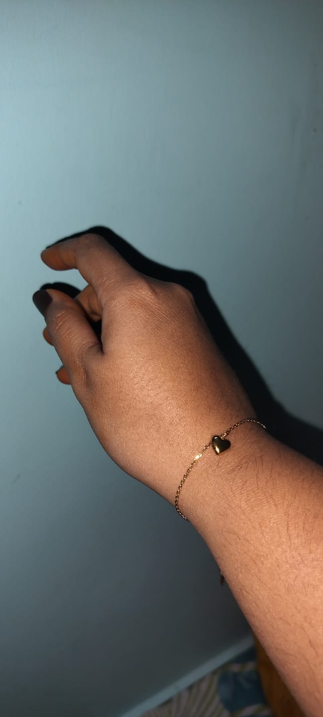 Customer photo review of Cute Heart Bracelet
