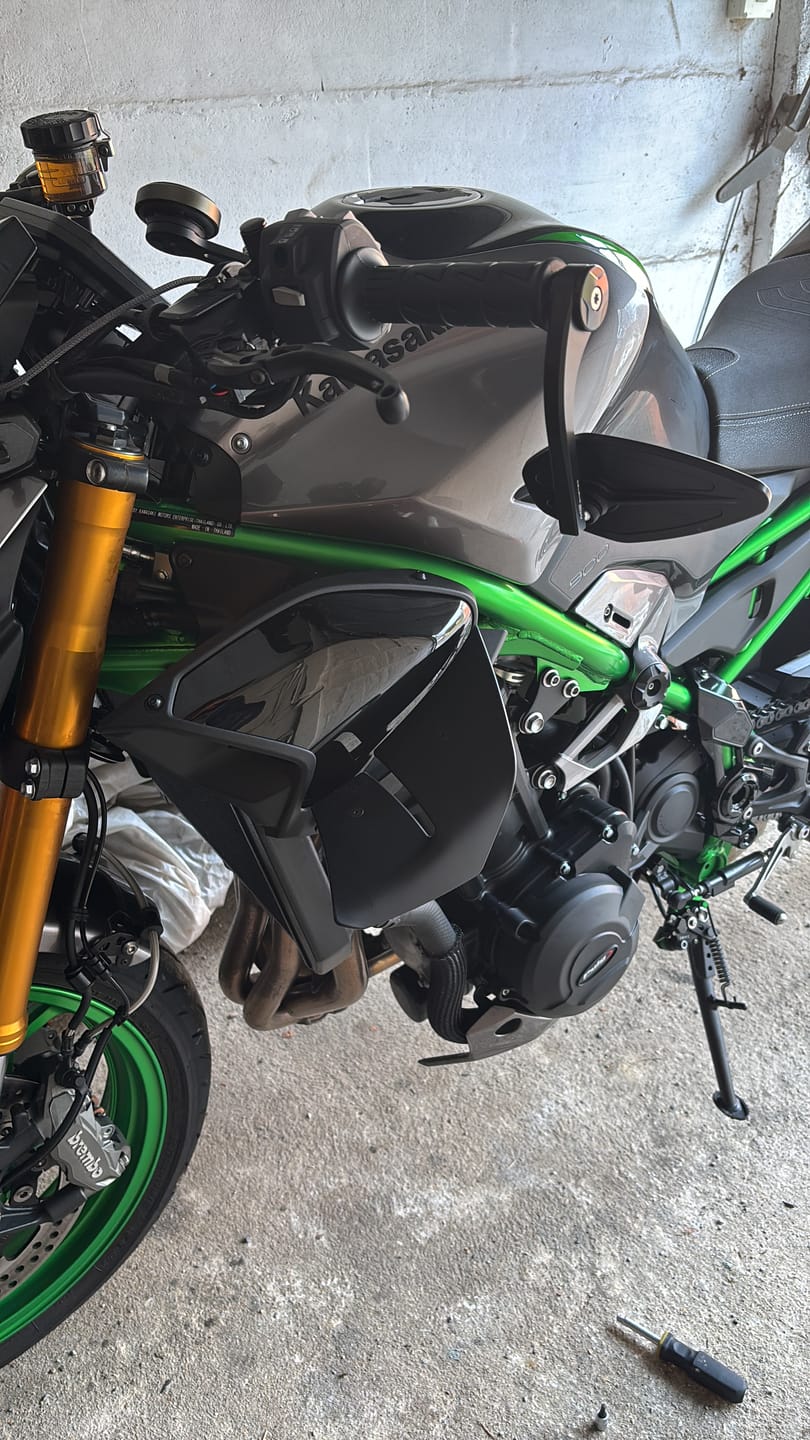 Customer photo review of PUIG D12 Spoiler | ABE | matt-schwarz | passend für Kawasaki Z900 / SE - Modelle (2025-2026)