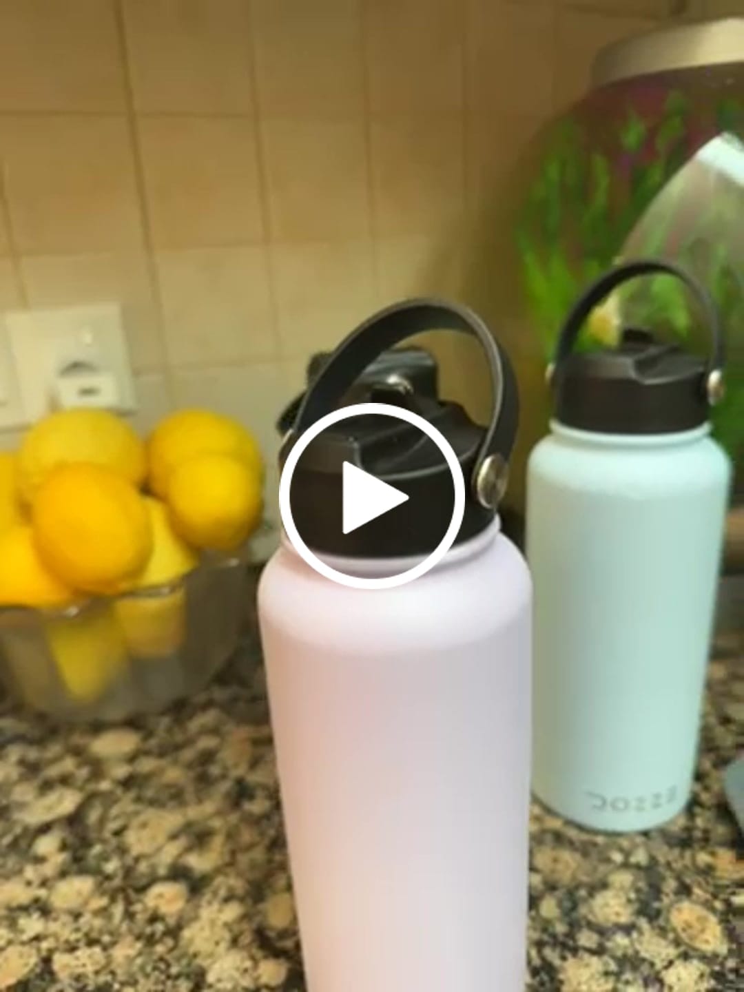 Customer video review of DOZZE Adventurer Water Bottle