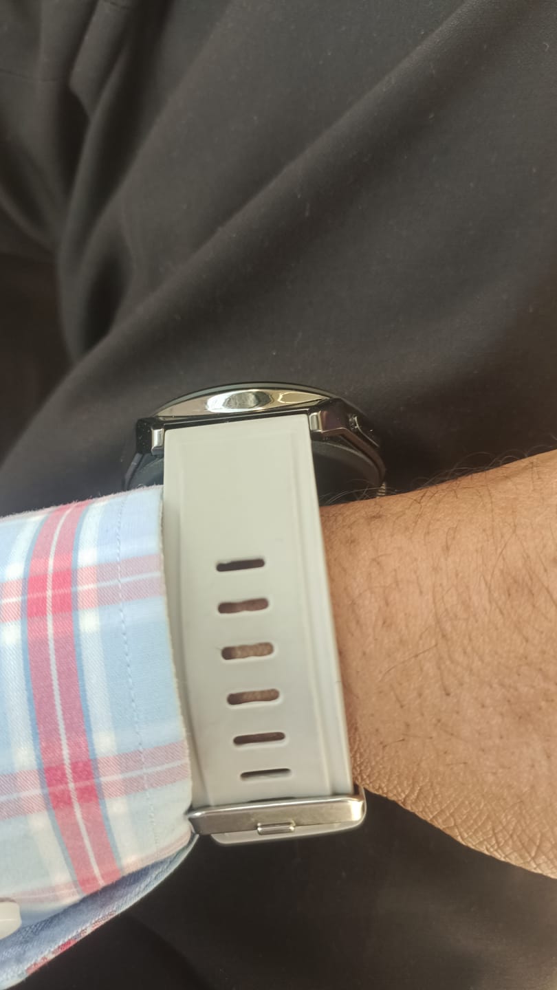 Customer photo review of Valentina Smartwatch