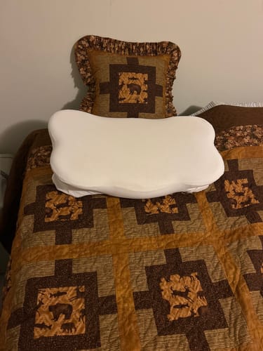 Customer photo review of Mellow CloudAlign™ Pillow