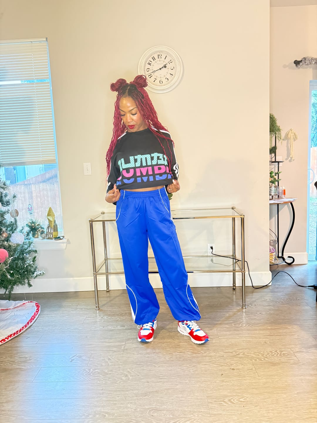 Customer photo review of Eastern Flavor Oversized Boxy Crop Top With Strapping