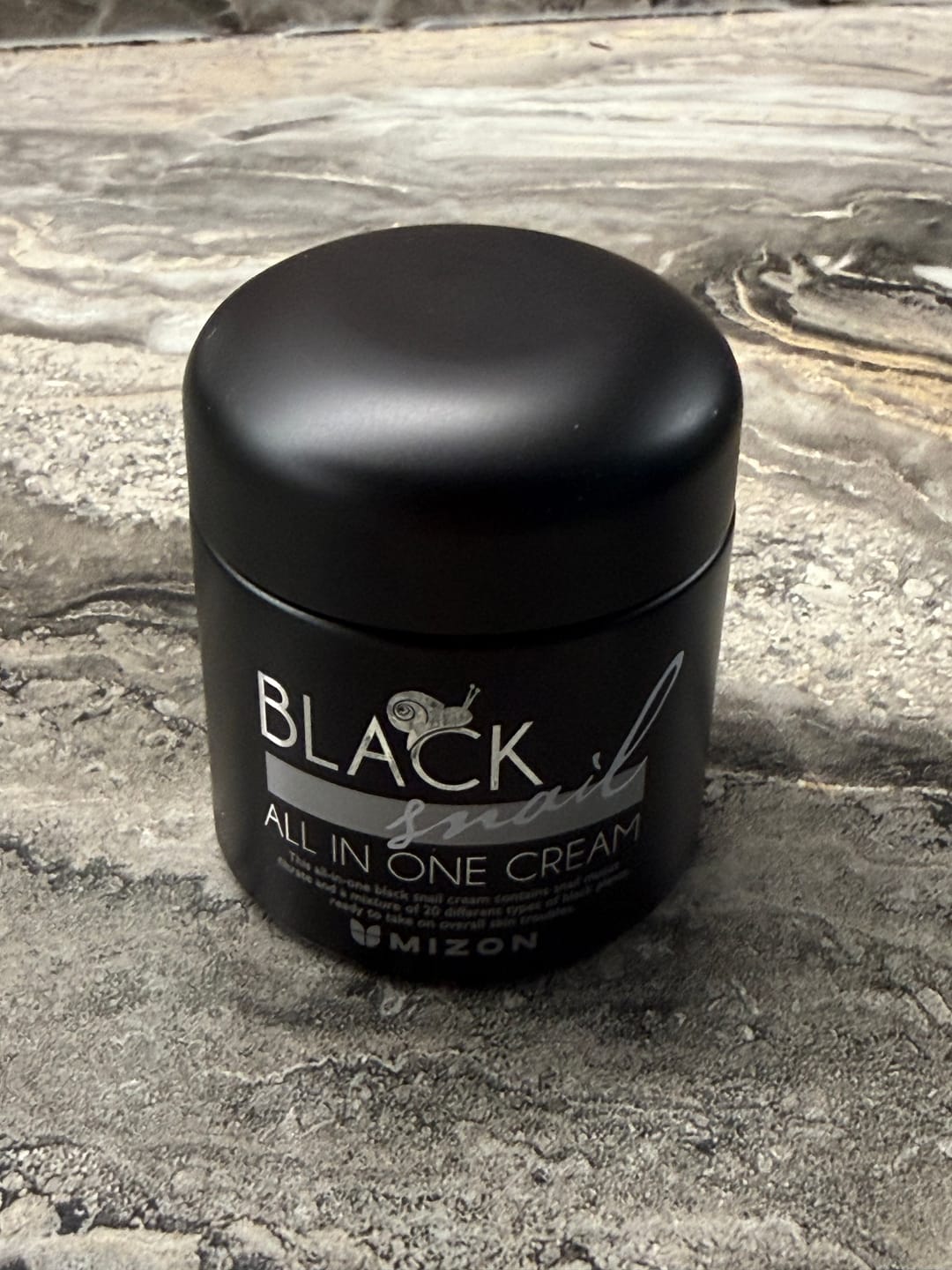 Customer photo review of Krēms ar melno gliemežu ekstraktu Mizon Black Snail All In One Cream